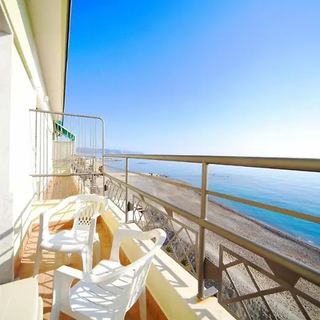 Italianway - Matteotti 7 Frontemare * Borghetto Santo Spirito